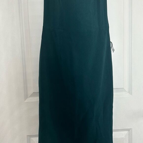 DRESS THE POPULATION Bailey Off the Shoulder - Picture 9 of 10